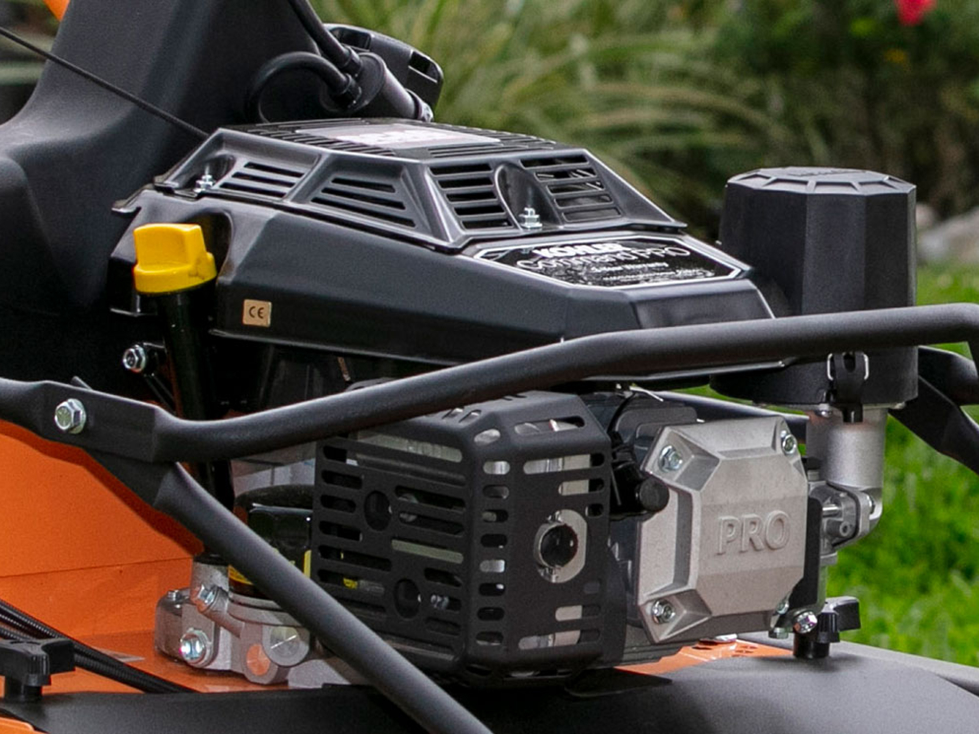 SCAG Power Equipment SFC-30 30 in. Kohler Command PRO CV224 in Auburn, Massachusetts - Photo 10