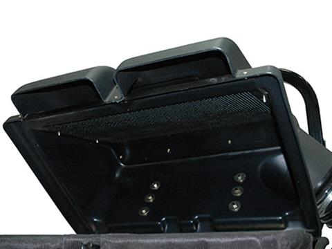 SCAG Power Equipment 2-Bag V-Ride XL Spindle Driven Grass Catcher in Auburn, Massachusetts - Photo 3