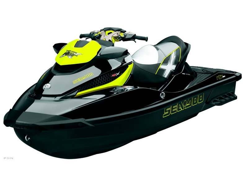 2013 Sea-Doo RXT®-X® 260 in Ramsey, Minnesota - Photo 2