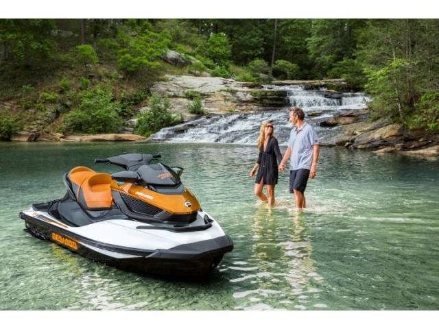 2015 Sea-Doo GTX S™ photo 3