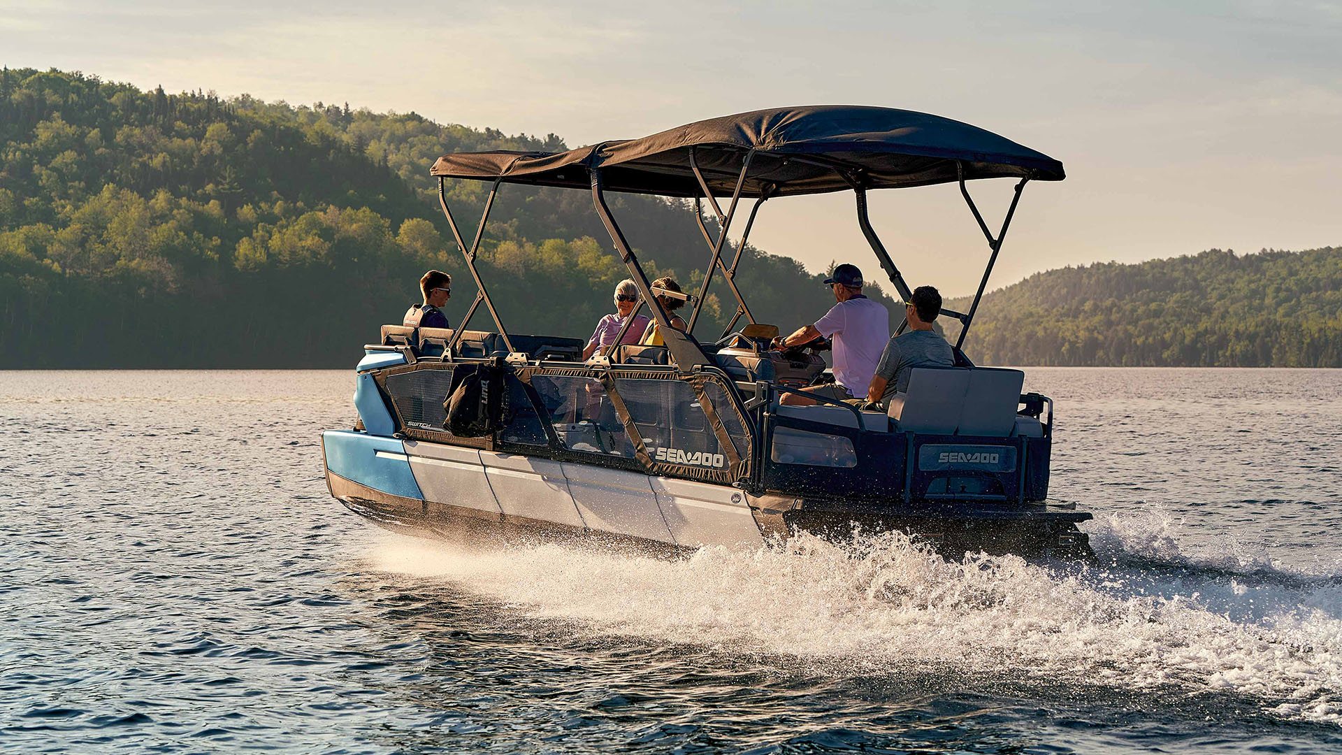 2023 Sea-Doo Switch Cruise 21 - 230 HP in Foxboro, Massachusetts - Photo 3