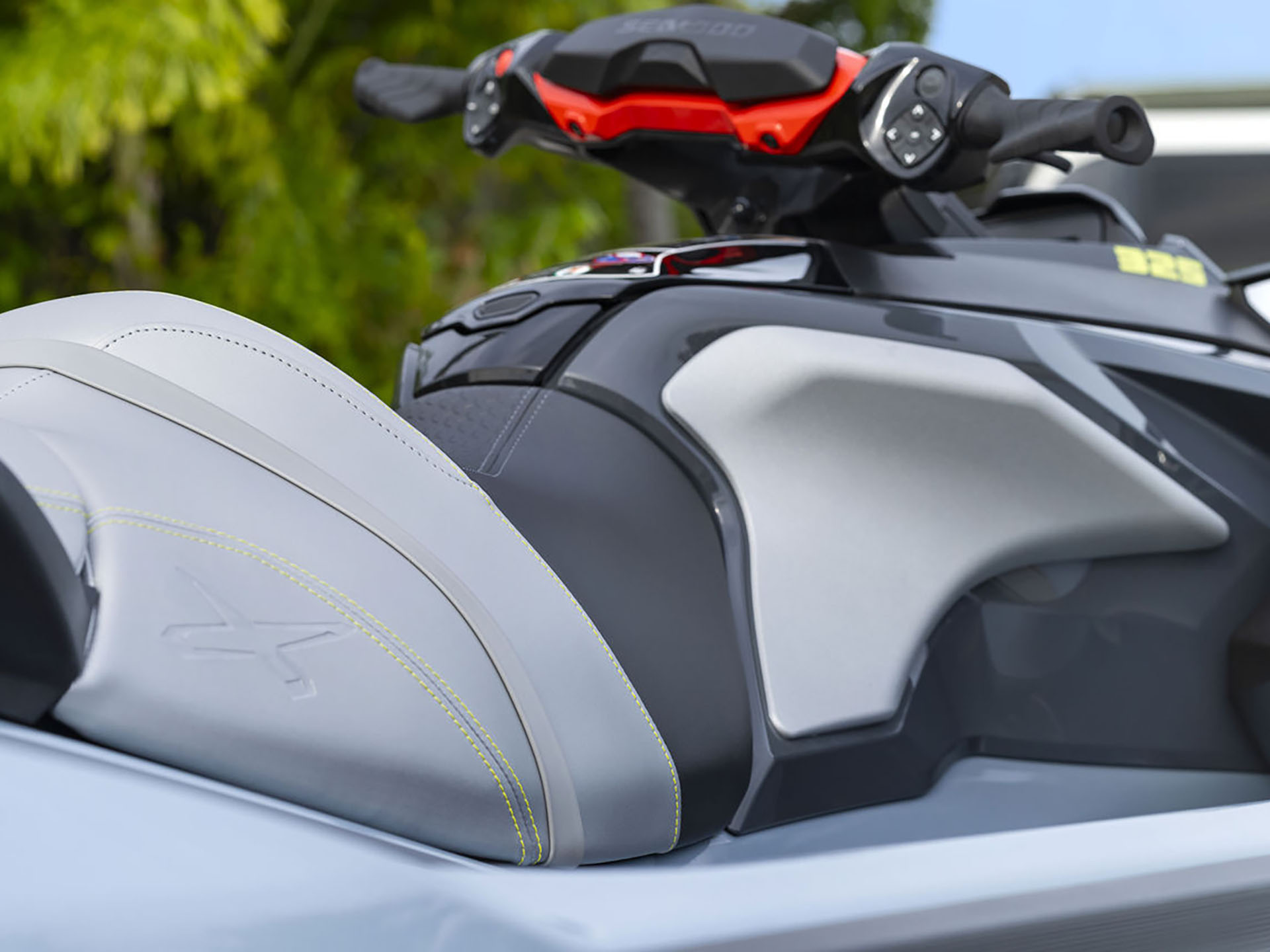 2024 Sea-Doo RXT-X 325 + Tech Package in Topeka, Kansas - Photo 5