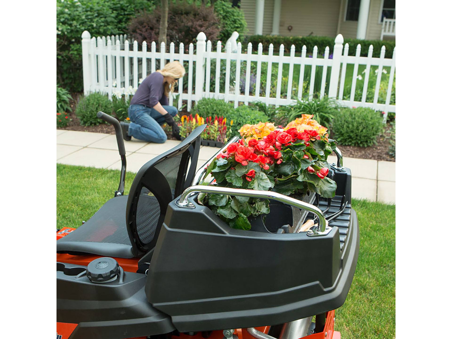 Simplicity Small Yard Zero Turn Mower New 2024 Simplicity Courier