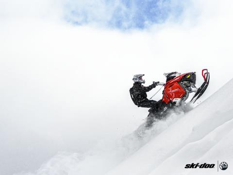 2016 Ski-Doo Summit SP T3 174 800R E-TEC E.S., PowderMax 3.0" in Yankton, South Dakota - Photo 16
