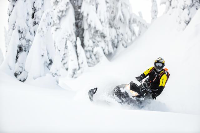2018 Ski-Doo Summit SP 175 850 E-TEC SS in Burlington, Washington - Photo 19