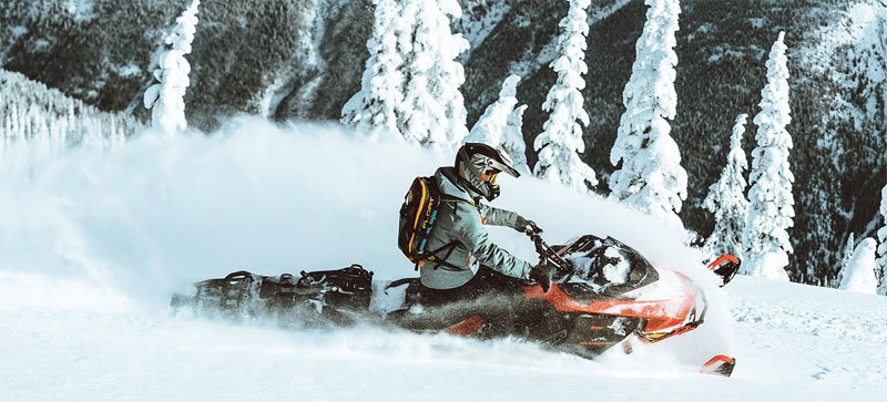 2021 Ski-Doo Summit X Expert 154 850 E-TEC SHOT PowderMax Light FlexEdge 2.5 in Gorham, New Hampshire - Photo 18