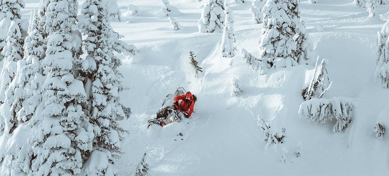 2021 Ski-Doo Summit X Expert 154 850 E-TEC SHOT PowderMax Light FlexEdge 2.5 in Gorham, New Hampshire - Photo 21