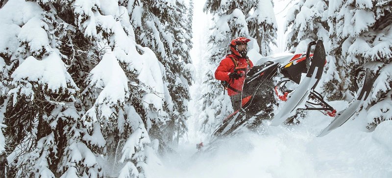 2021 Ski-Doo Summit X Expert 154 850 E-TEC SHOT PowderMax Light FlexEdge 2.5 in Gorham, New Hampshire - Photo 25
