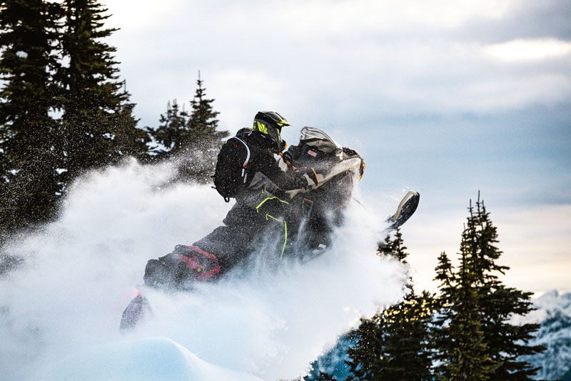 2022 Ski-Doo Expedition Xtreme 850 E-TEC ES Cobra WT 1.8 5