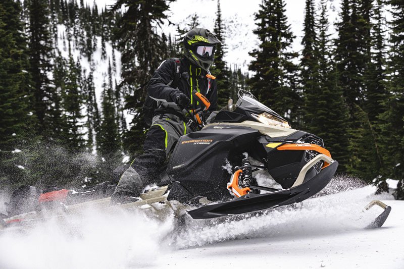 2022 Ski-Doo Expedition Xtreme 850 E-TEC ES Cobra WT 1.8 10