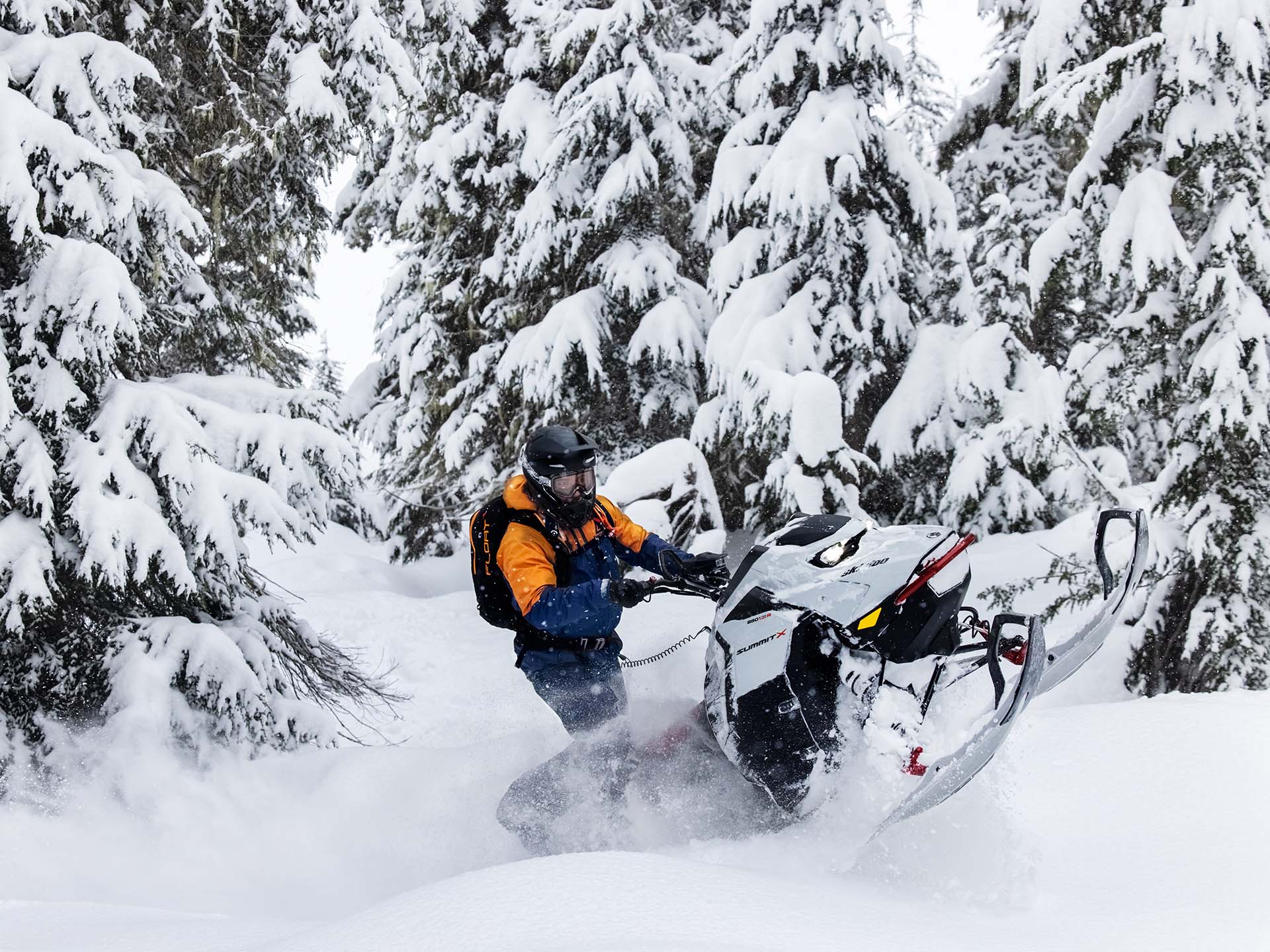 2023 Ski-Doo Summit X 165 850 E-TEC SHOT PowderMax X-Light 3.0 w/ FlexEdge HAC in Timeless Black — front three-quarter view