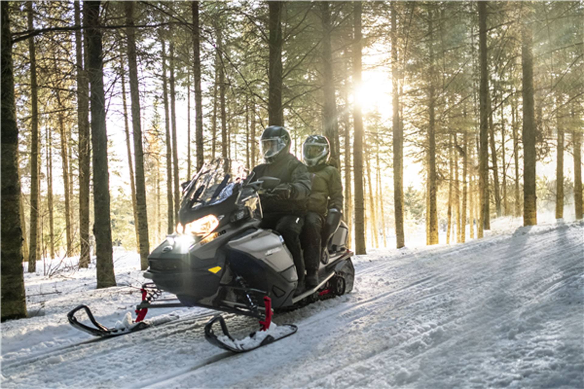 2023 Ski-Doo Grand Touring Limited 900 ACE Turbo R ES Silent Track II 1.25 in Huron, Ohio - Photo 3