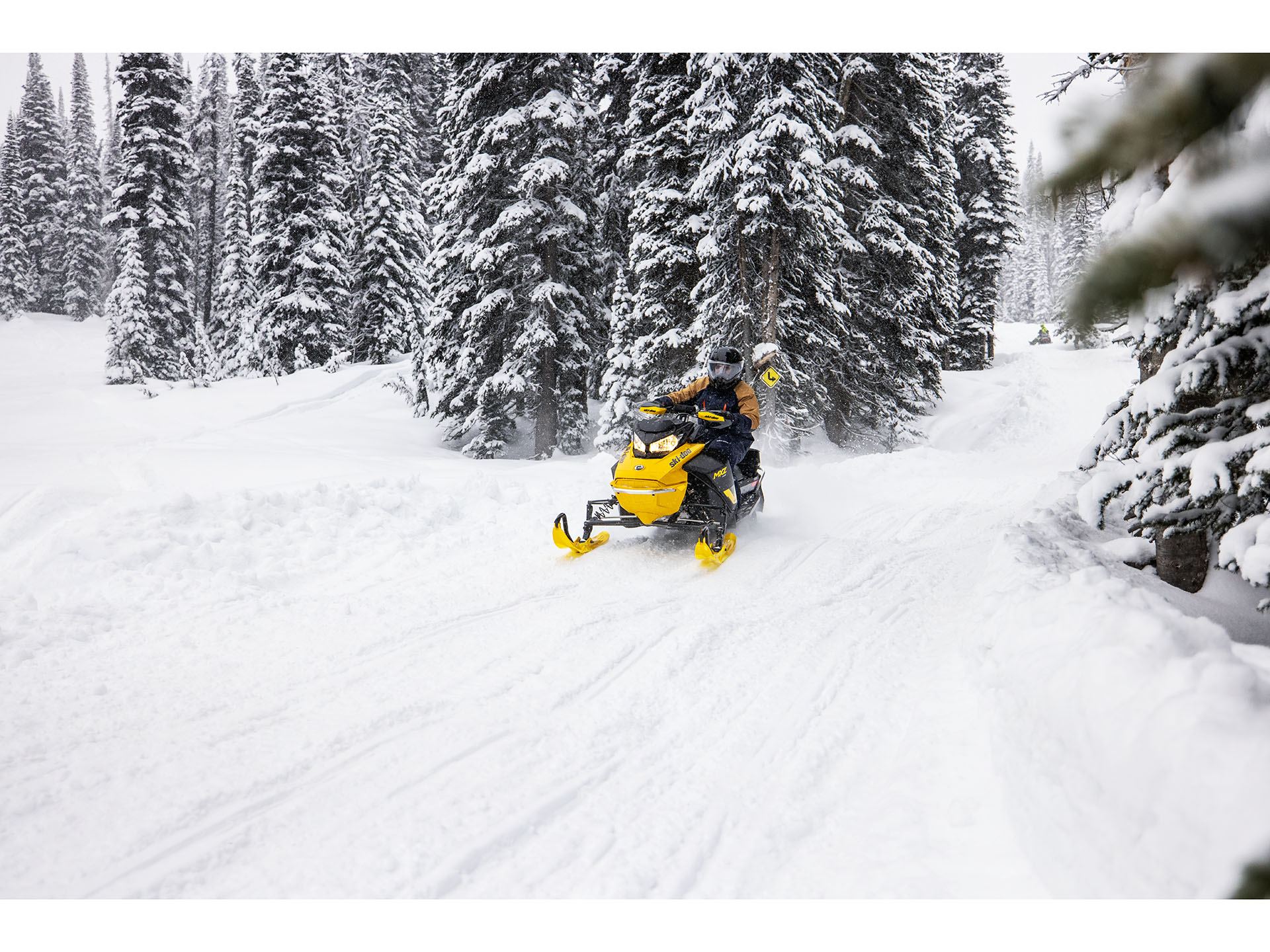 2023 Ski-Doo MXZ Neo+ 600 EFI ES RipSaw 1.25 in Huron, Ohio - Photo 5