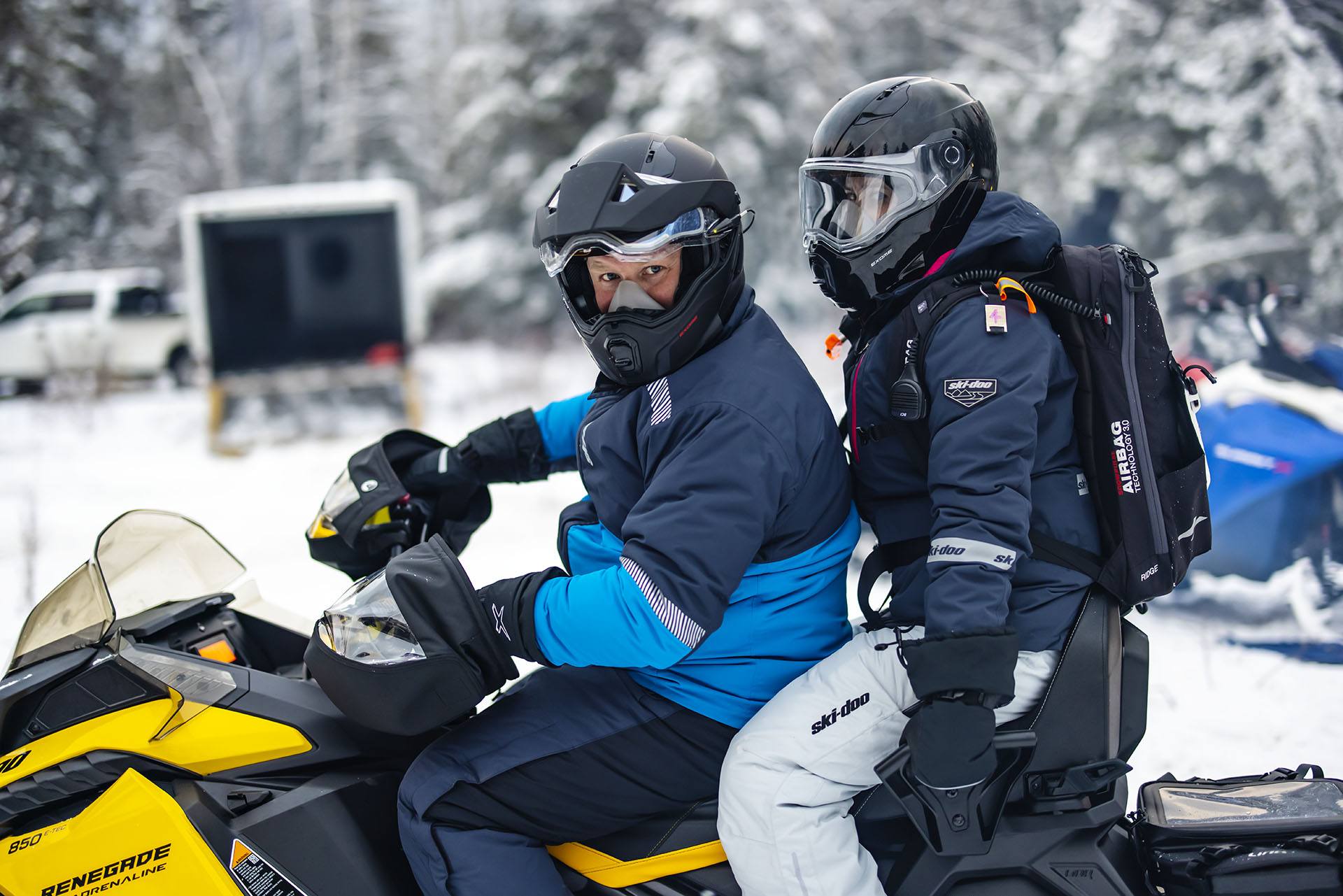 2023 Ski-Doo Renegade Adrenaline 900 ACE Turbo R ES Ripsaw 1.25 in Huron, Ohio - Photo 13