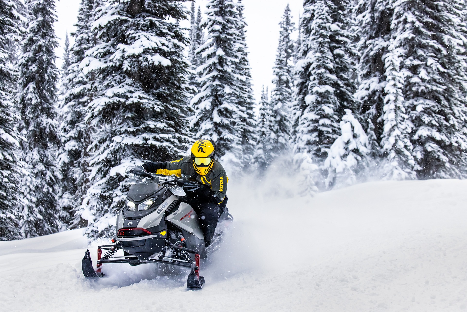 2023 Ski-Doo Renegade X-RS 850 E-TEC ES RipSaw 1.25 in Topsham, Maine - Photo 3