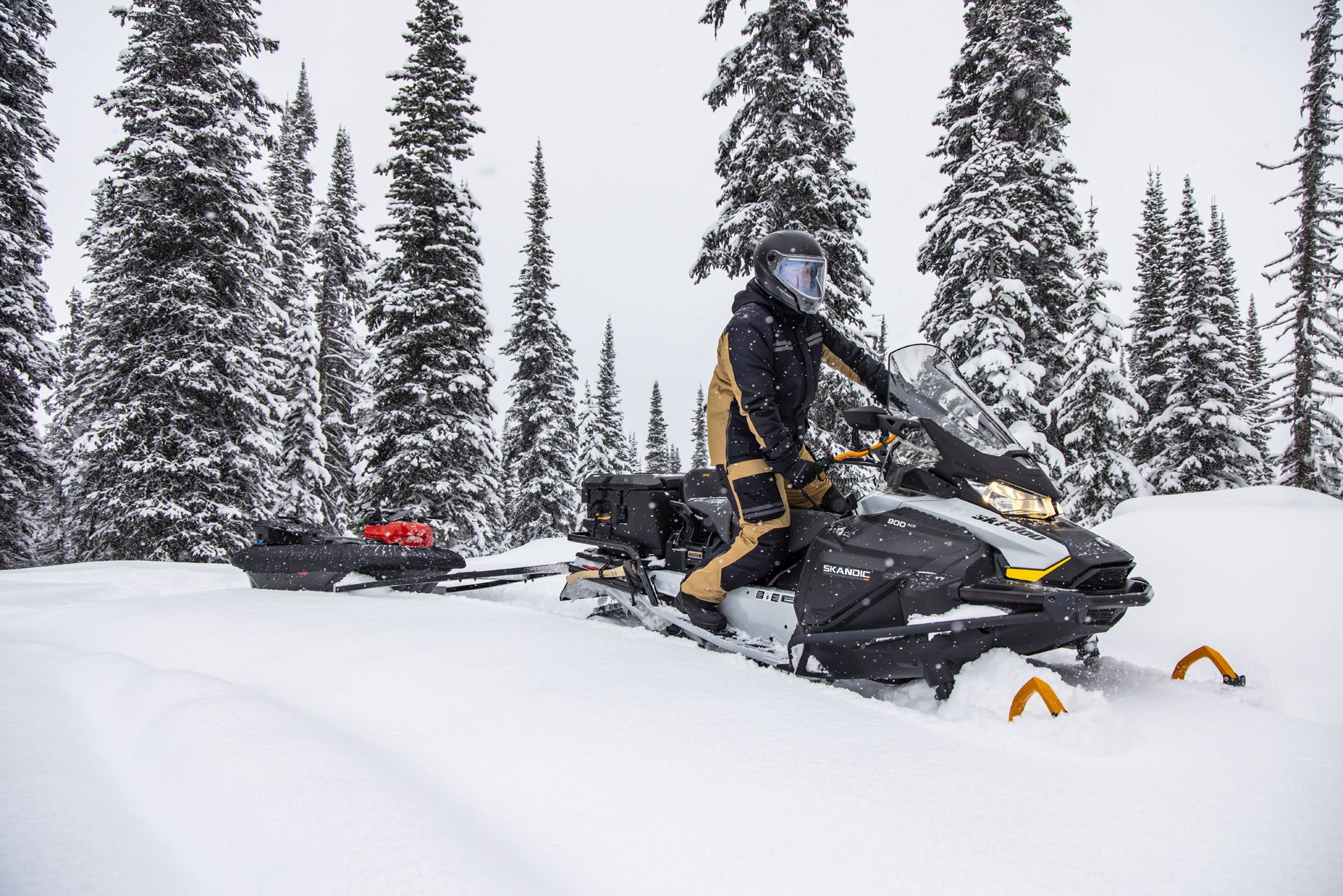 2023 Ski-Doo Skandic SE 900 ACE ES Cobra WT 1.8 Track 20 in. in Huron, Ohio - Photo 10