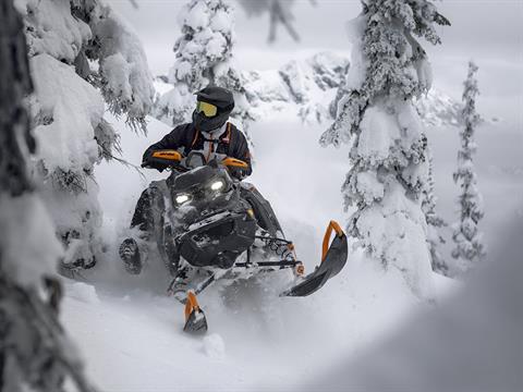 New 2026 Ski-Doo Summit X 165 850 E-TEC Turbo R SHOT