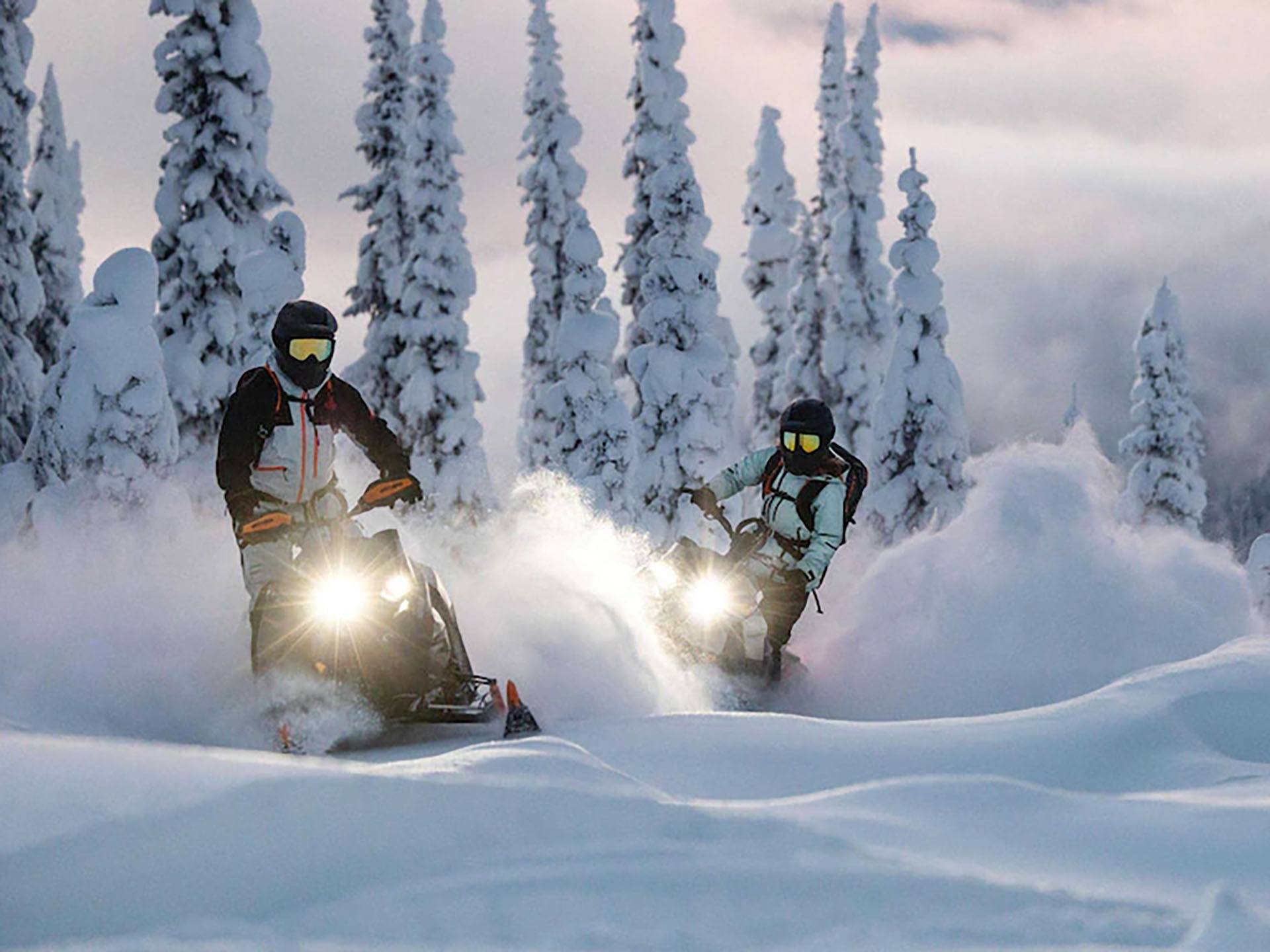 2024 Ski-Doo Summit X 154 850 E-TEC Turbo R SHOT PowderMax