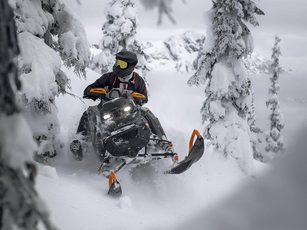 2024 Ski-Doo Summit X Expert 165 850 E-TEC Turbo R SHOT PowderM 10