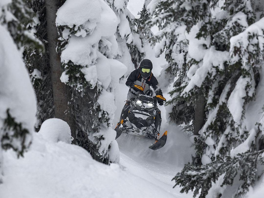2024 Ski-Doo Summit X Expert 165 850 E-TEC Turbo R SHOT PowderM 11