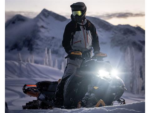 2025 Ski-Doo Summit X w/ Expert Package 154 850 E-TEC Turbo