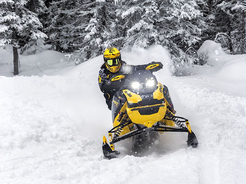 2024 Ski-Doo MXZ X-RS w/ Competition Package 850 E-TEC Turbo R SHOT RipSaw II 2-Ply 1.25 in Huron, Ohio - Photo 10