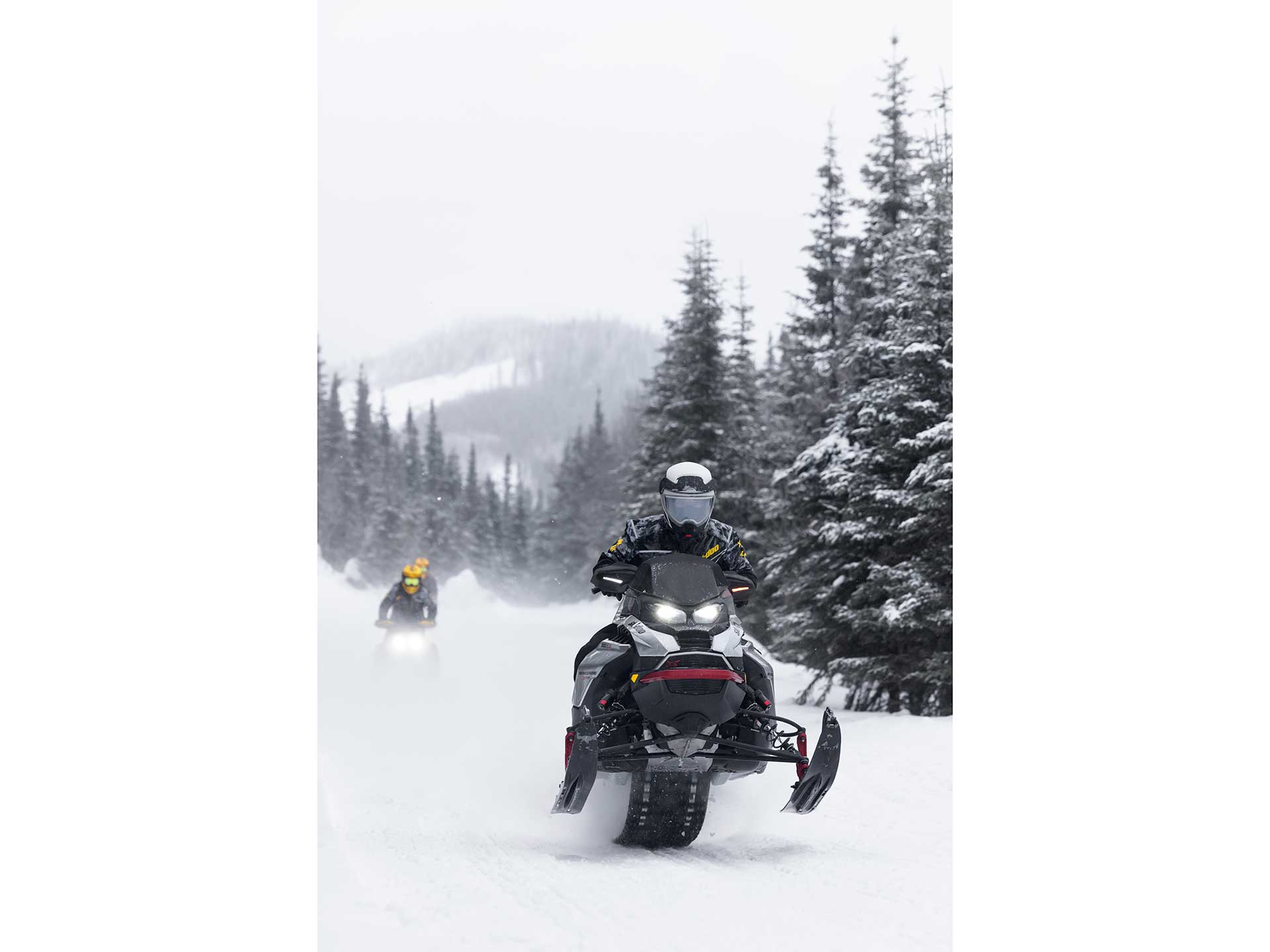 2024 Ski-Doo Renegade X-RS 900 ACE Turbo R ES Ice Ripper XT 1.25 in Huron, Ohio - Photo 14