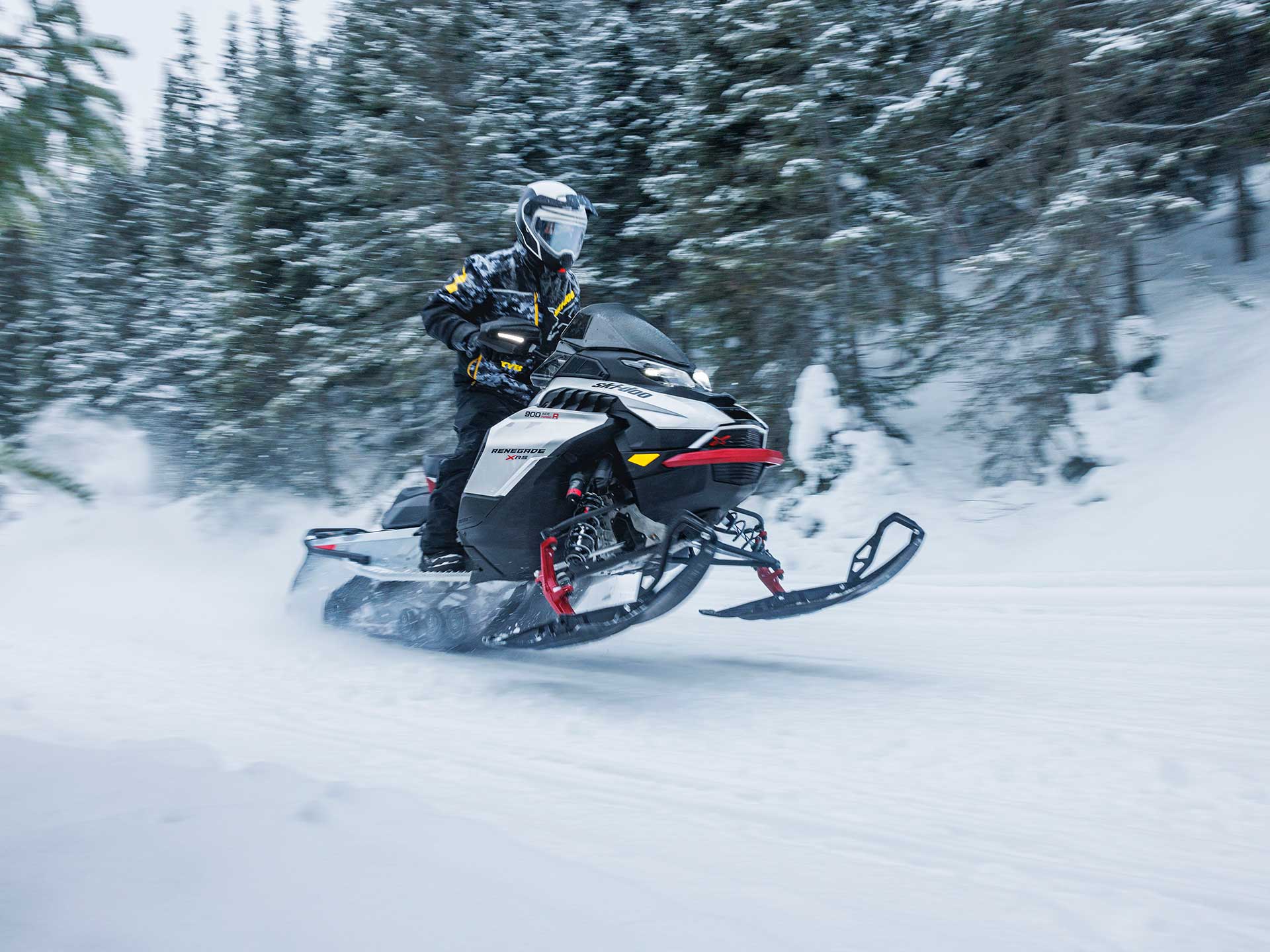 2024 Ski-Doo Renegade X-RS 900 ACE Turbo R ES Ice Ripper XT 1.5 in Huron, Ohio - Photo 7