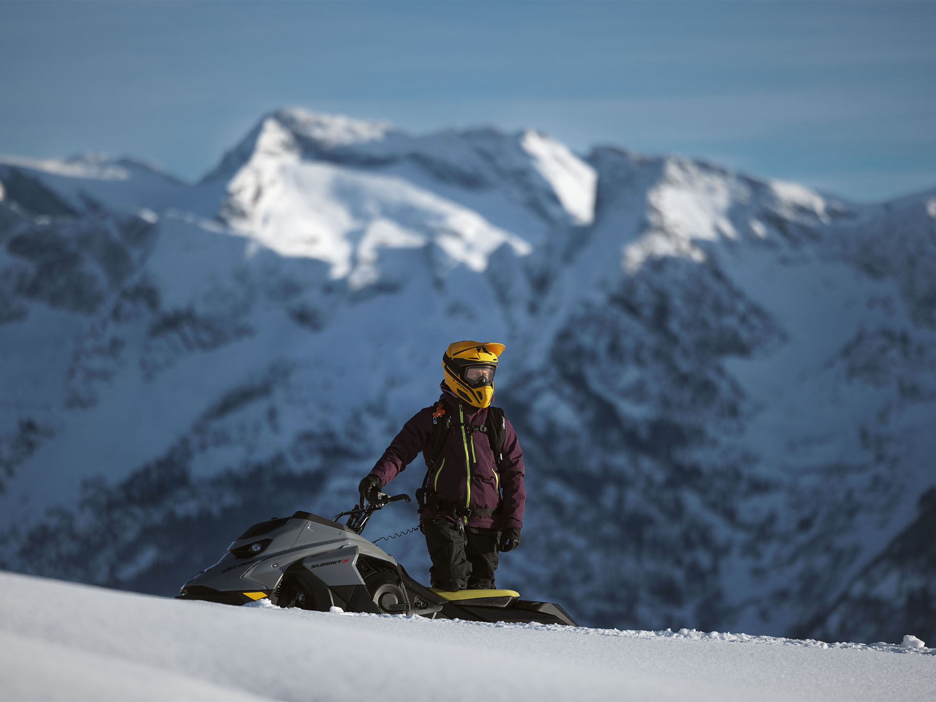 New 2025 Ski-Doo Summit X 165 850 E-TEC Turbo R SHOT