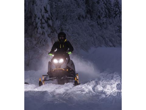 2025 Ski-Doo MXZ Adrenaline w/ Blizzard Package 137 850 E-TEC ES Ice Ripper XT 1.25 in Enfield, Connecticut - Photo 8