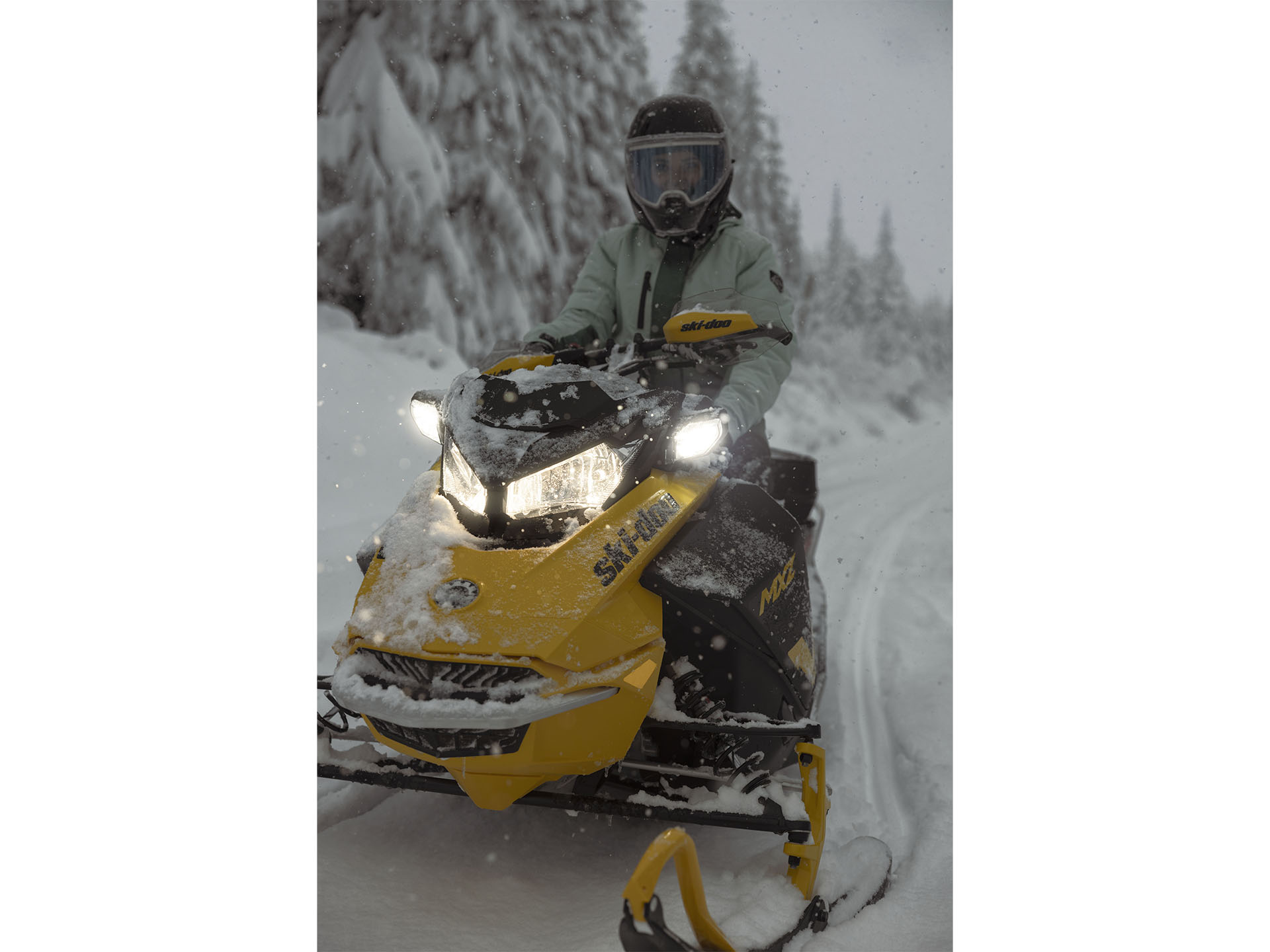 2025 Ski-Doo MXZ NEO+ 600 EFI ES RipSaw 1.25 in Fairview, Utah - Photo 7