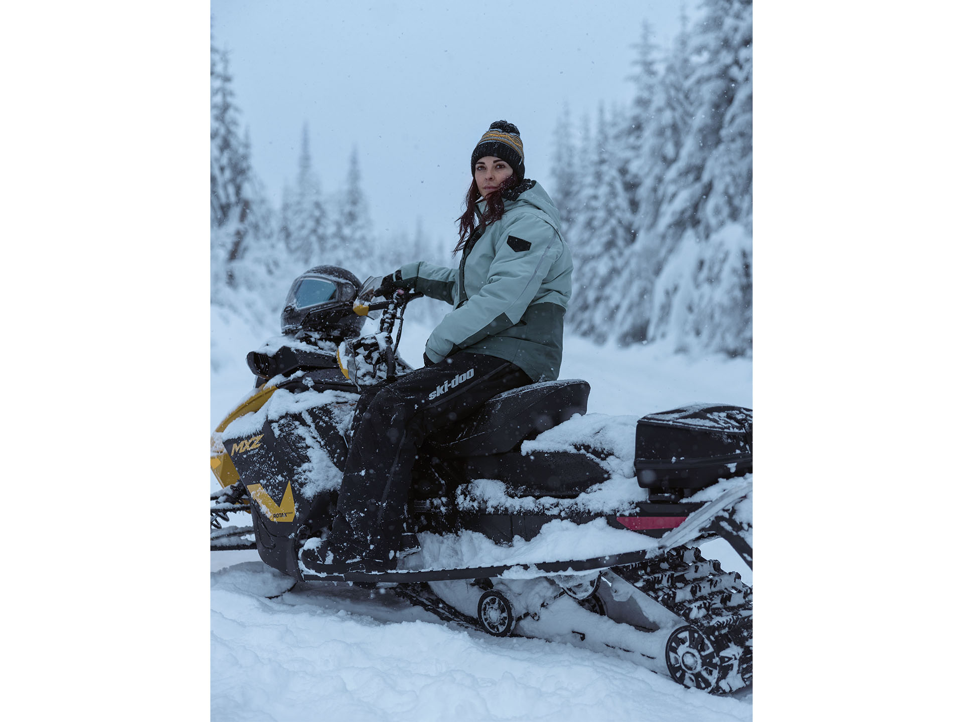 2025 Ski-Doo MXZ NEO+ 600 EFI ES RipSaw 1.25 in Fairview, Utah - Photo 8
