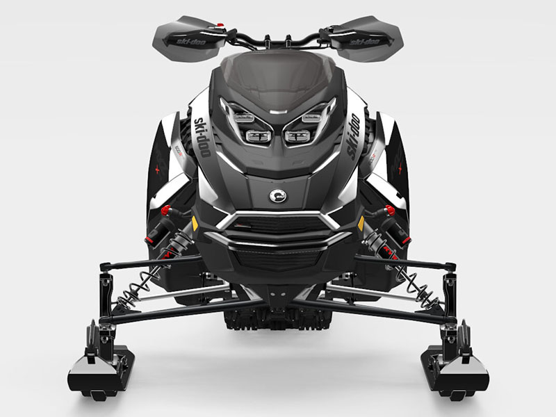 2025 Ski-Doo MXZ X-RS 137 600R E-TEC ES Ice Ripper XT 1.5 in Huron, Ohio - Photo 4