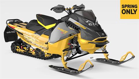 2025 Ski-Doo MXZ X-RS 137 850 E-TEC ES w/ Smart-Shox Ice Ripper XT 1.25 w/ 10.25 in. Touchscreen