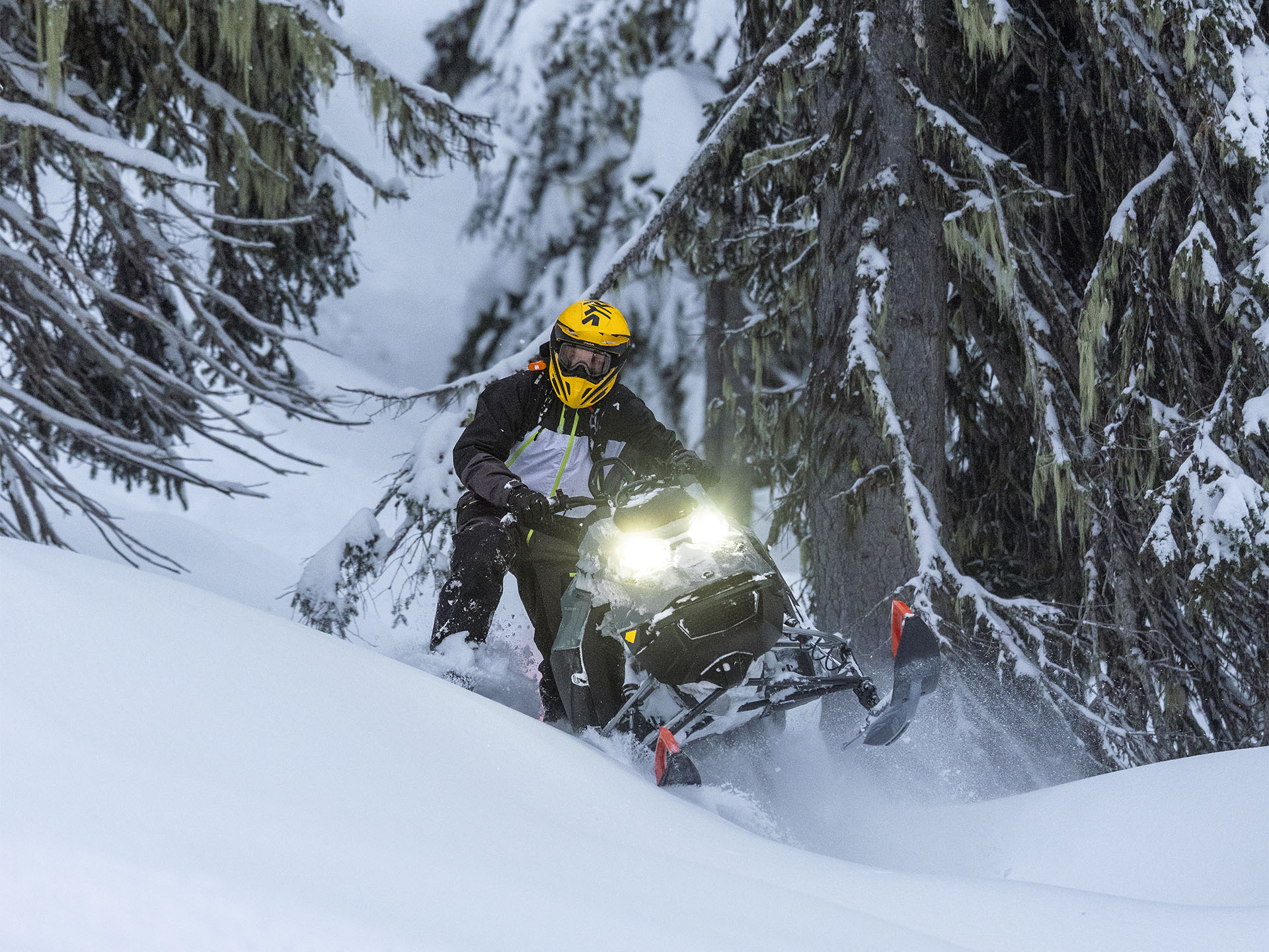 2026 Ski-Doo Summit X 154 850 E-TEC SHOT PowderMax Ultra-Light 3.0 w/ FlexEdge w/ 10.25 in. Touchscreen HAC in Enfield, Connecticut - Photo 12
