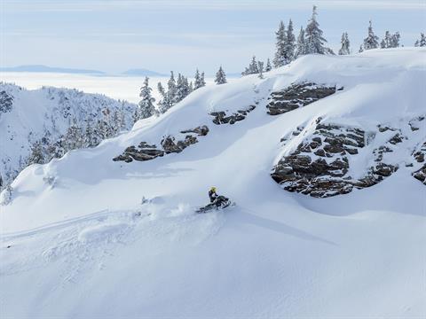 2026 Ski-Doo Summit X w/ Expert Package 165 850 E-TEC Turbo R SHOT PowderMax X-Light 3.0 w/ 10.25 in. Touchscreen HAC in Enfield, Connecticut - Photo 8