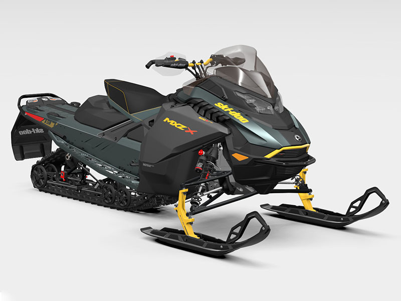2026 Ski-Doo MXZ X 137 600R E-TEC ES RipSaw 1.25 in Fairview, Utah - Photo 2