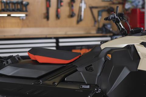 2027 Ski-Doo Summit Adrenaline 154 600RR E-TEC ES PowderMax Light 2.5 w/ FlexEdge in Stratford, Wisconsin - Photo 6