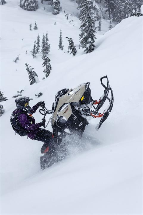 2027 Ski-Doo Summit Adrenaline 154 600RR E-TEC ES PowderMax Light 2.5 w/ FlexEdge in Stratford, Wisconsin - Photo 11