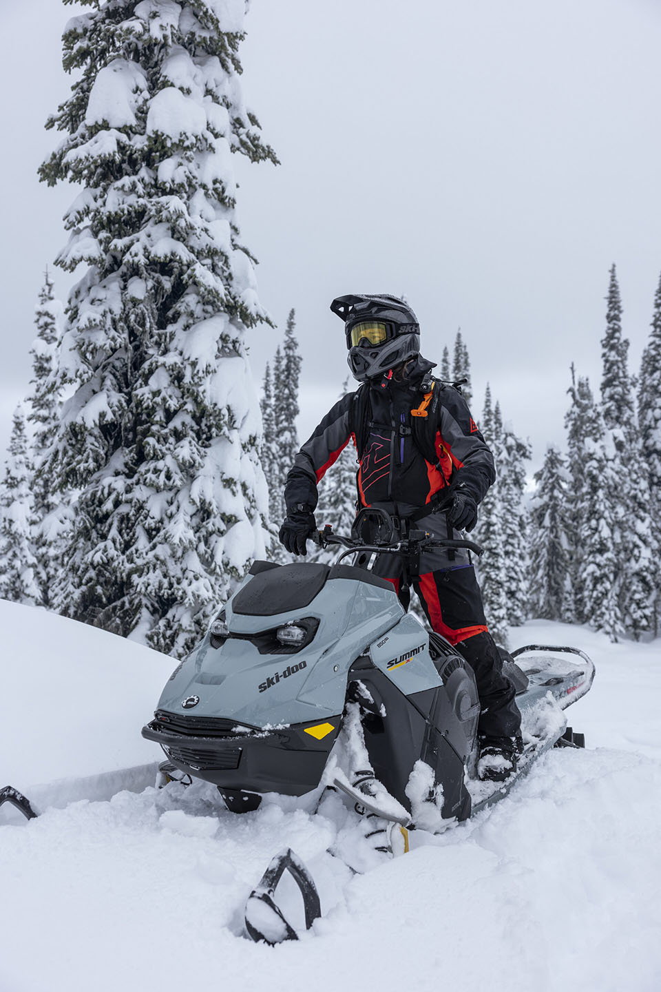 2027 Ski-Doo Summit X 154 850 E-TEC PowderMax Ultra-Light 3.0 w/ FlexEdge HAC in Stratford, Wisconsin - Photo 13