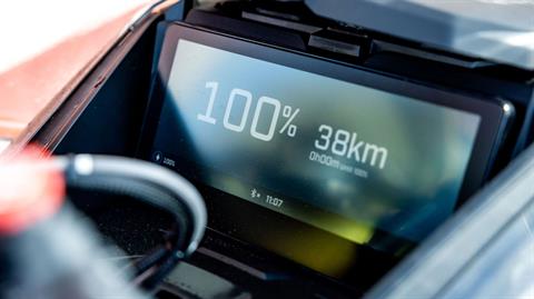 2027 Ski-Doo Grand Touring Electric Rotax E-Power ES High-Efficiency 0.75 w/ 10.25 in. Touchscreen in Stratford, Wisconsin - Photo 6