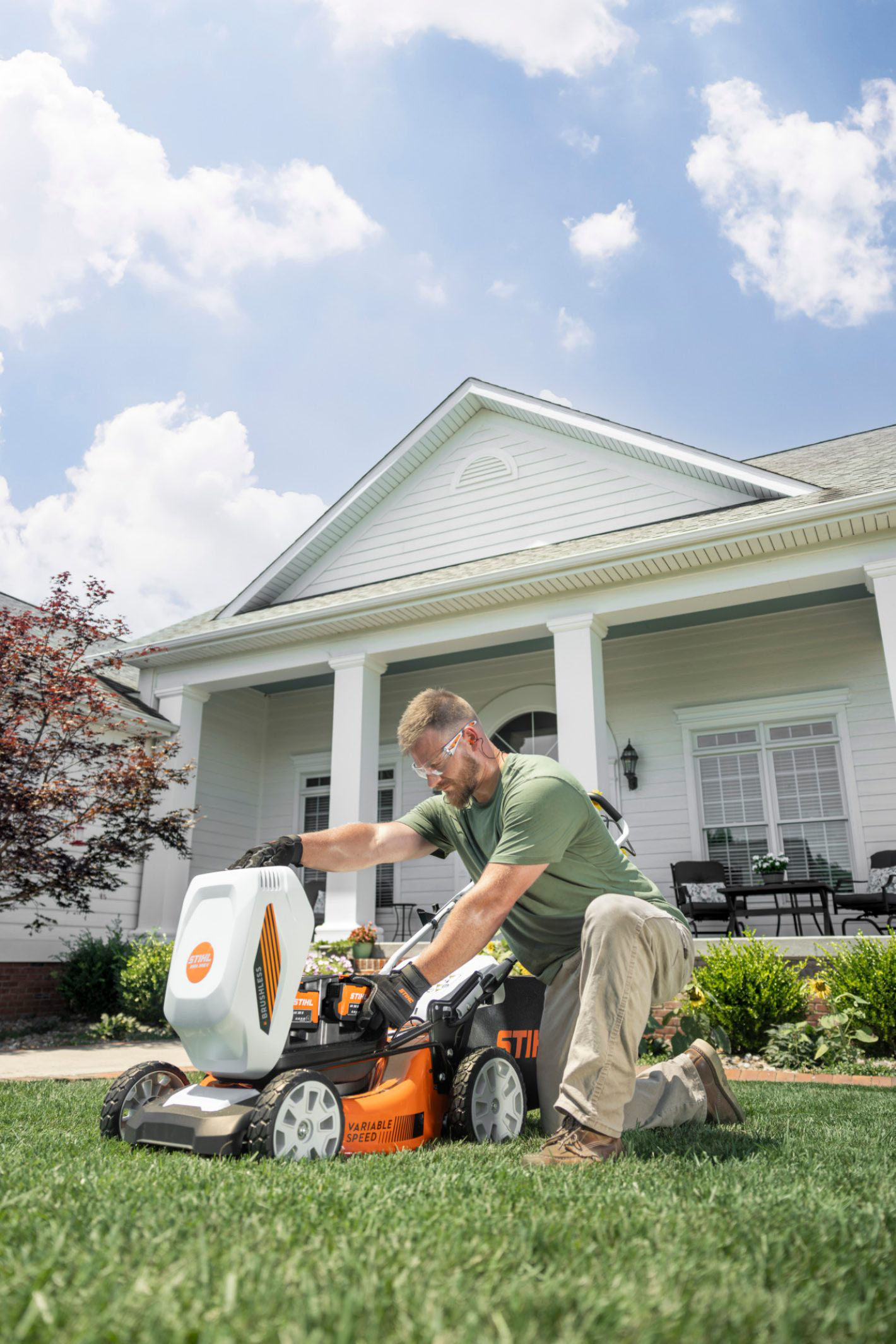 Stihl RMA 348 Lawn Mower - Thumbnail 5