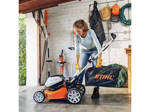 Stihl RMA 460 19 in. Push w/ AK 30 Battery, AL 101 Charger & Battery Cover in Calmar, Iowa - Photo 9