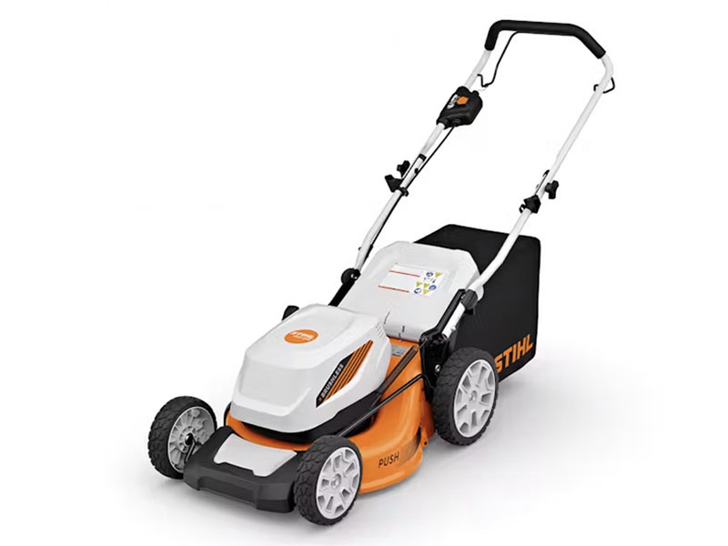 Stihl RMA 348 18 in. Push w/ AK 30 S & AL 101 Charger in Calmar, Iowa