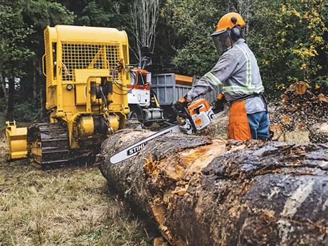 Stihl MS 400 C-M 20 in. Bar 33 RS3 8921 in Calmar, Iowa - Photo 4