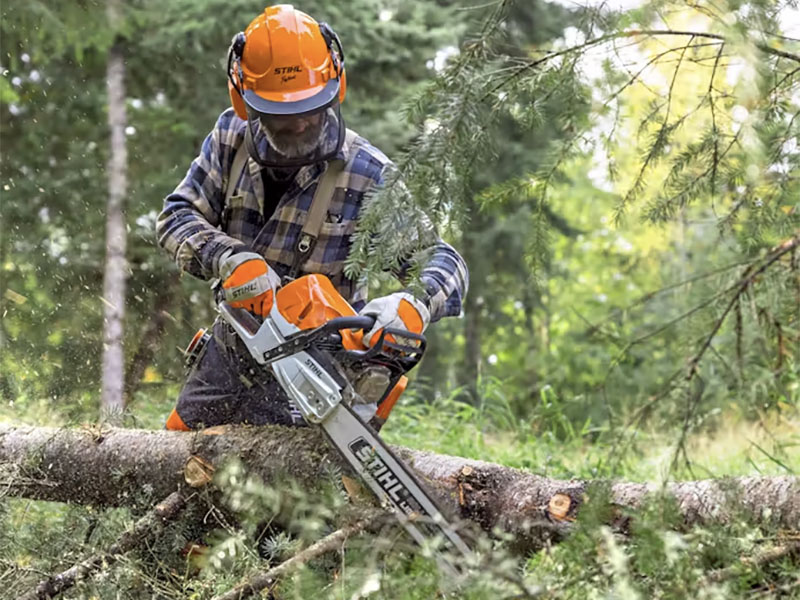 Stihl MS 462 R C-M 28 in. Bar 33 RSF in Calmar, Iowa - Photo 4