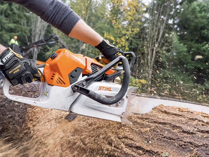 Stihl MS 881 R MAGNUM 25 in. Bar in Mio, Michigan - Photo 2