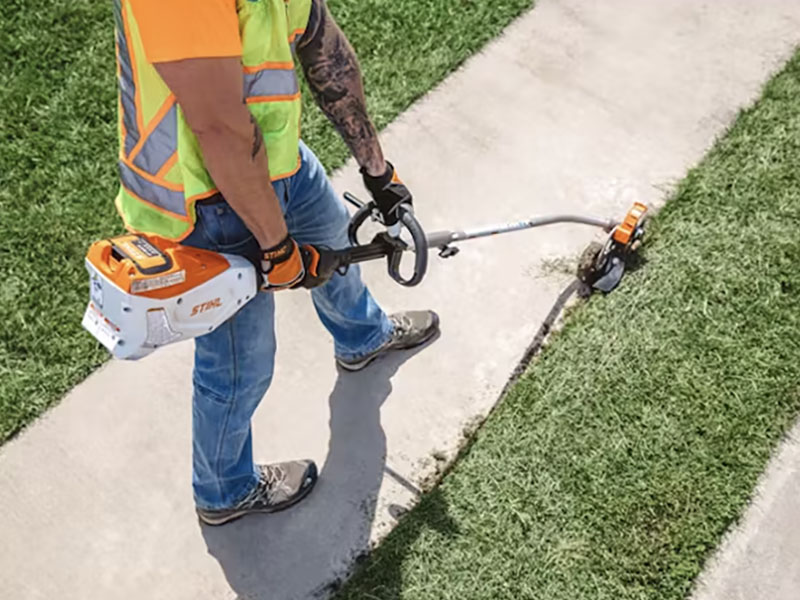 Stihl KMA 135 R w/o Battery & Charger in Calmar, Iowa - Photo 2