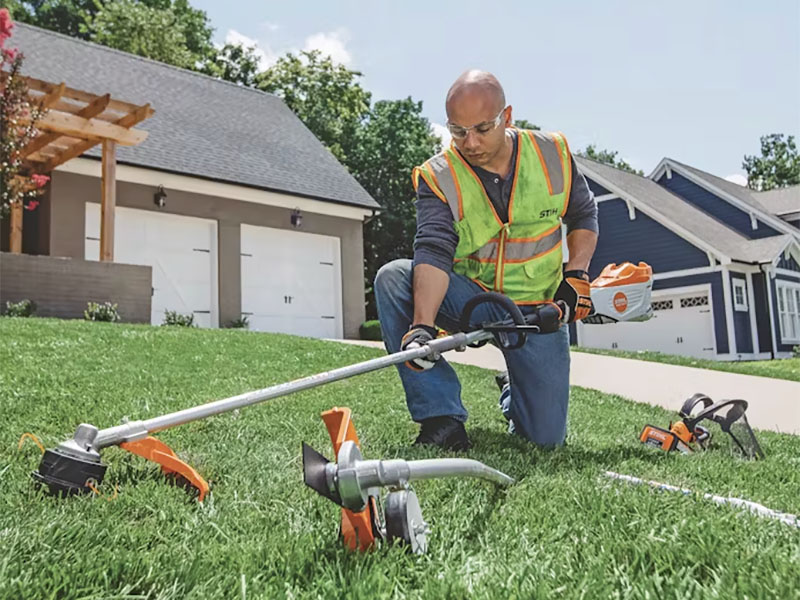 Stihl KMA 135 R w/o Battery & Charger in Calmar, Iowa - Photo 8