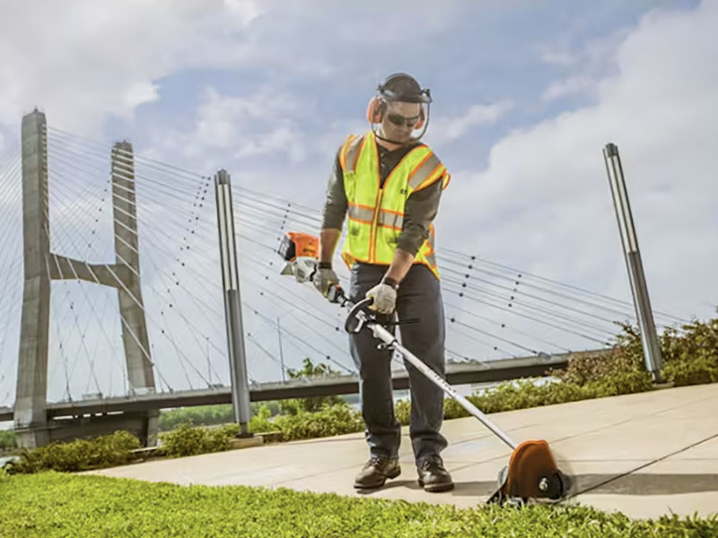 Stihl KM 131 R in Mio, Michigan - Photo 4
